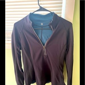 Black lululemon quart zip